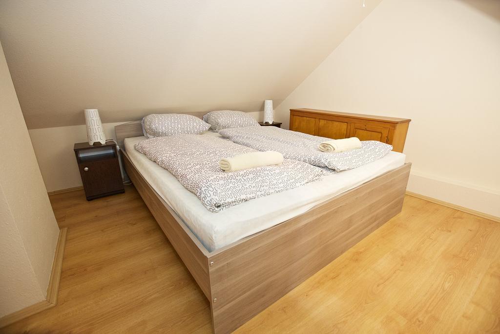 Zoli Apartmanok-Adri Koelcsey 32 Hajduszoboszlo Exterior foto